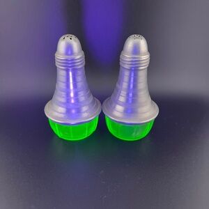 Art Deco Uranium Vaseline Glass Single Salt or Pepper Shakers